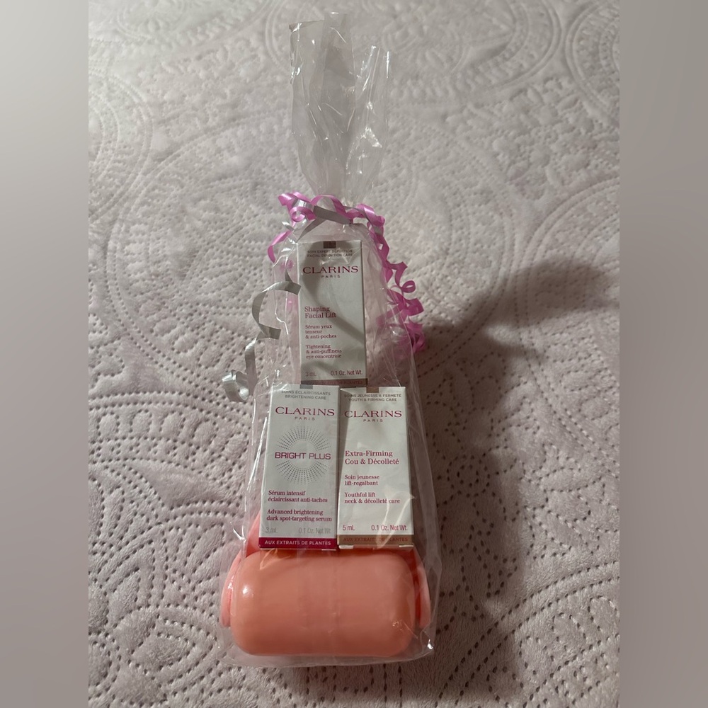 Clarins bright plus serum, extra firming deColette, shaping facelift +roller BN